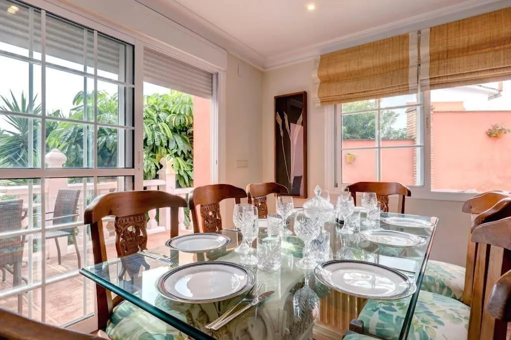Traditional Spanish Villa Near Puerto Banus Marbella Spanien